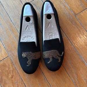 Vivaia Embroidered Black Loafers with Gold Leopard Design